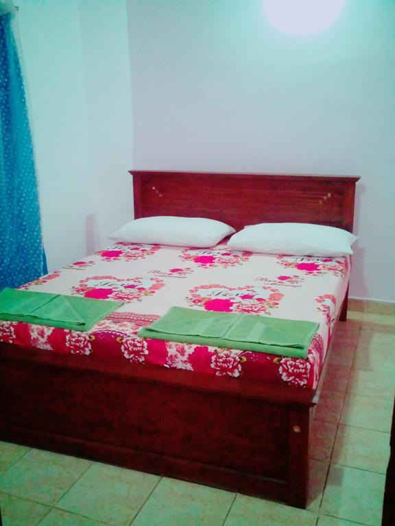 Hotel Yoho Mango House Negombo Exterior foto
